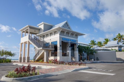 You Won't Find Better All-You-Can-Eat Seafood Than At Florida's Whale Harbor Seafood Buffet