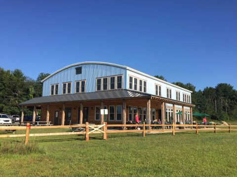 Your Tastebuds Will Take Flight When You Eat At The Airfield Cafe In New Hampshire