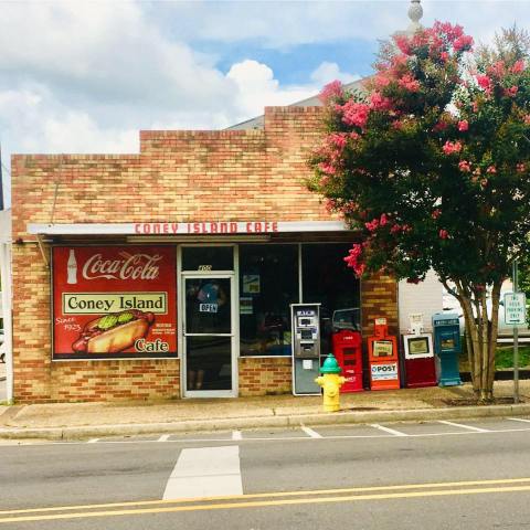 Open Since 1923, Coney Island Café Has Been Serving Hot Dogs In Mississippi Longer Than Any Other Restaurant