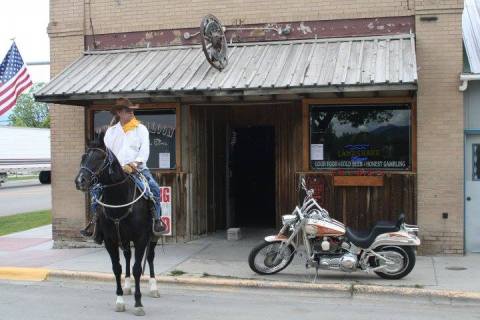 Two Bit Saloon Is A Hole-In-The-Wall In Montana With Some Of The Best Fried Chicken In Town