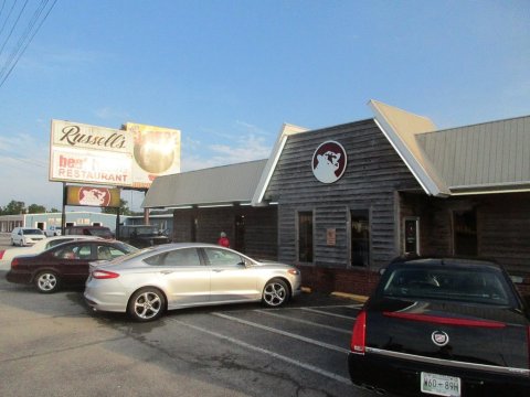 Watch Your Steak Being Grilled To Perfection At Russell's Beef House In Mississippi