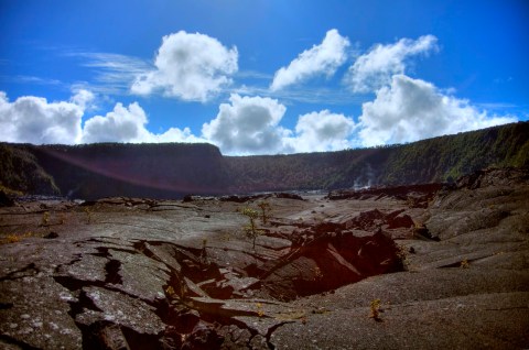 9 Cool And Calming Hikes To Take In Hawaii To Help You Reflect On The Year Ahead