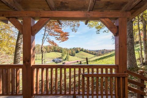 Hide Away In A Cozy Red River Gorge Cabin With StayOver In Kentucky