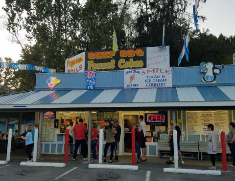 Treat Yourself To A Foot-Tall Ice Cream Cone At The Dairy Crème Corner In West Virginia