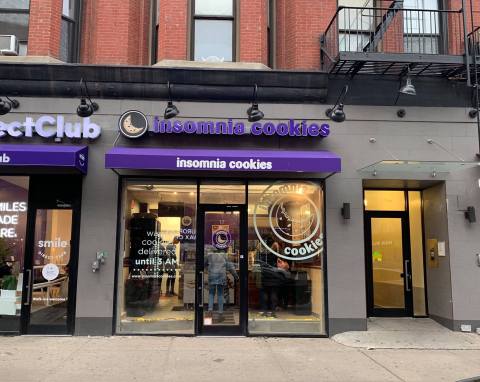 Insomnia Cookies In Illinois Will Deliver Cookies Right To Your Door Until 3AM