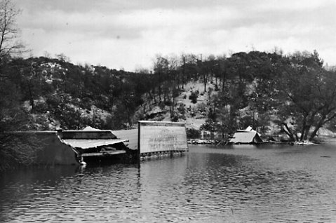 The Once Bustling Mining Town Of Kennett In Northern California Now Lies At The Bottom Of Lake Shasta