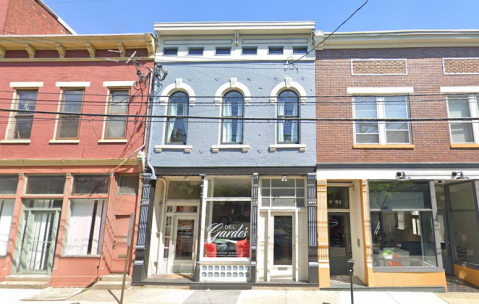 A Tiny Cannoli Bakery In Kentucky, Del Gardo's Is Perfect For A Sweet Treat