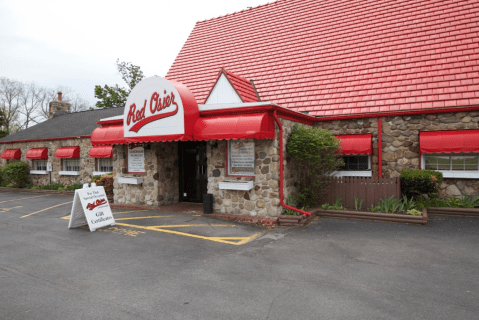 The Massive Prime Rib At Red Osier Restaurant Near Buffalo Belongs On Your Dining Bucket List