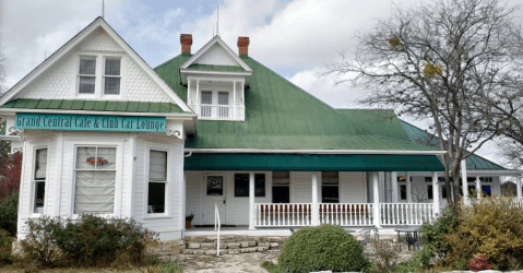 You Can Spend The Night In The Original Texas Chainsaw Massacre House This March