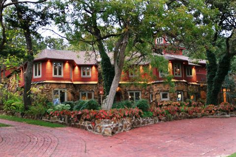 Enjoy A Weekend Away At The Five Star B&B, Cedar Rock Inn at Redberry Farm In Oklahoma