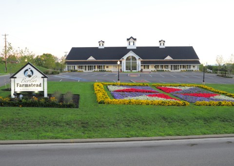 Satisfy Your Amish Food Cravings At Berlin Farmstead Restaurant In Ohio