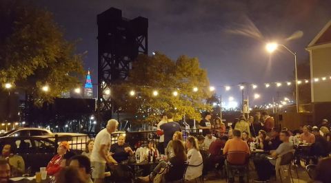 Hoopples Is A Neighborhood Sports Bar In Cleveland With A Delightfully Retro Vibe