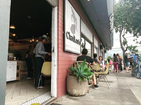 Start Your Day With A Trip To One Of Hawaii's Most Charming Cafes, Chadlou's