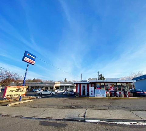 Davy's Burger Ranch Is A Beloved Burger Stand In The Heart Of Washington Wine Country