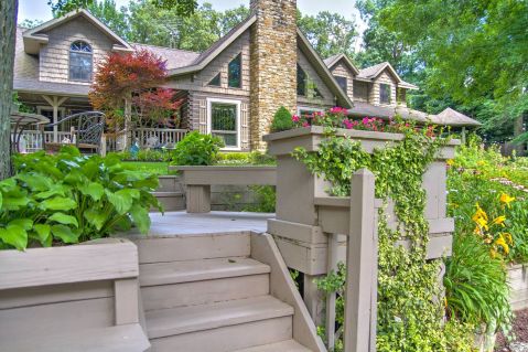 Mary Helen's Bed, Breakfast In Indiana Is A Beautifully Secluded Midwest Getaway