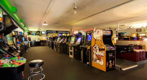 Everyone Will Have A Blast At Arkadia Retrocade, A Massive Arcade In Arkansas