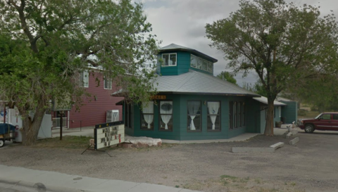 There's A Cozy Cafe Just Steps From Glendo State Park In Wyoming