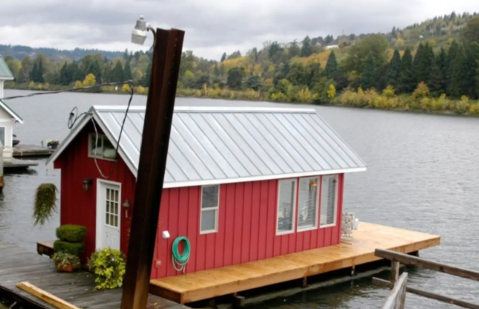 This Summer, Take An Oregon Vacation On A Floating Villa On The Willamette River