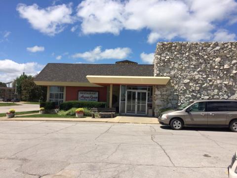 Cronk's Cafe Is A 90-Year-Old Iowa Tradition Located Along The Historic Lincoln Highway