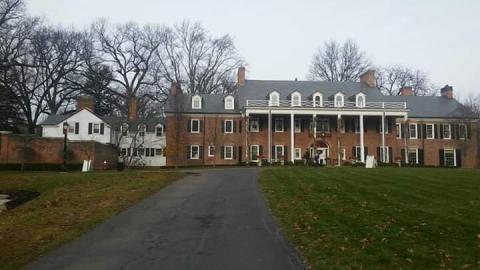 Explore More Than 50 Rooms At Wildwood Manor House, An 18th-Century Home in Ohio