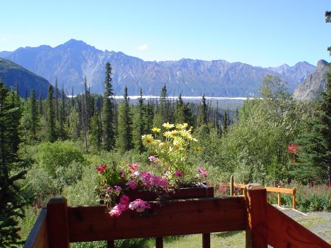 You'll Have A Front Row View Of Alaska's Matanuska Glacier At These Cozy Cabins