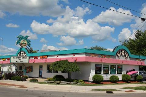 Step Back In Time When You Visit The Pixie Restaurant, A Michigan Favorite Since 1948