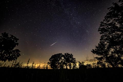 Surges Of Up To 100 Meteors Per Hour Will Light Up The Ohio Skies During The 2020 Lyrid Meteor Shower This April