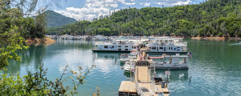 This Summer, Take A Northern California Vacation On A Floating Houseboat On Lake Shasta