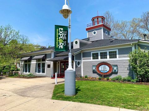 These 10 Classic Fish Fry Joints Are So Perfectly Cleveland