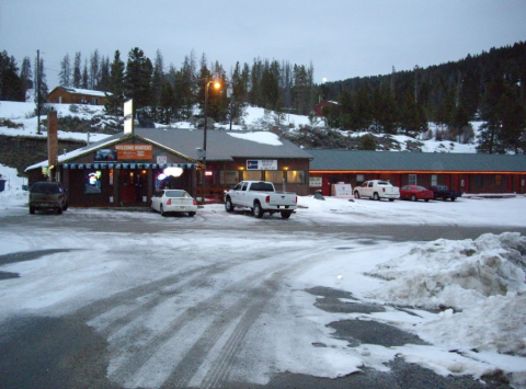 Get A Taste Of Old-Fashioned Montana Hospitality At The Lakehouse At Georgetown Lake