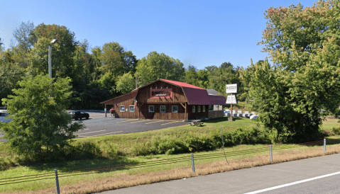 Devour Homemade Pizza Inside A Rustic Barn At New York's Barnwood Restaurant