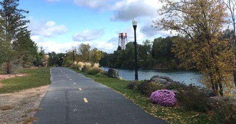 Visit The Idaho Falls River Walk In Idaho For A Beautiful Waterside Springtime Hike