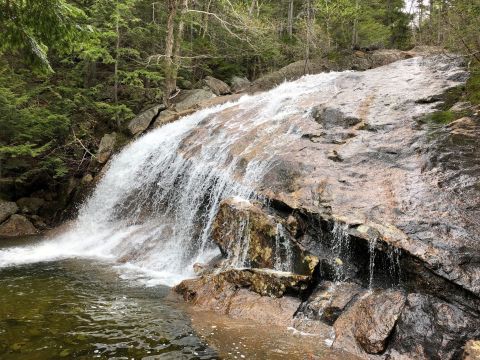 The 1 Mile Hike To Thompson Falls In New Hampshire Is Short And Sweet