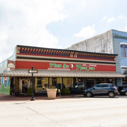 The Small Cafe, Must Be Heaven, In Texas Has A Coconut Meringue Pie Known Around The World