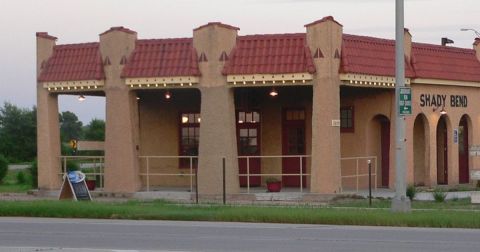 The Shady Bend Cafe Is Keeping A Historic Local Nebraska Treasure Alive