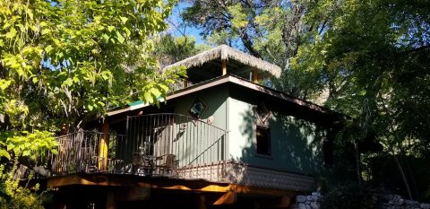 There's A Tiki Treehouse Bed & Breakfast In Arizona And It's Your Own Personal Hawaiian Retreat