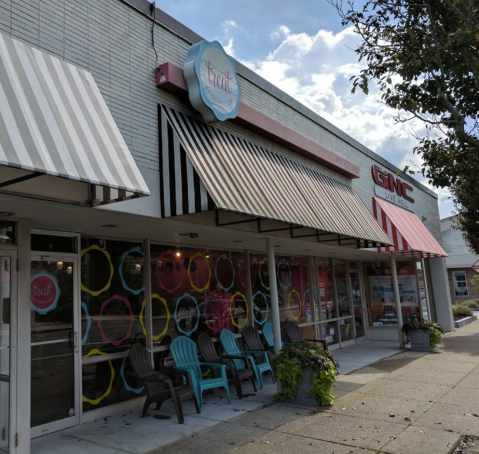 Build-Your-Own Cupcake With Nearly 50 Different Toppings At Treat Cupcake Bar In Massachusetts