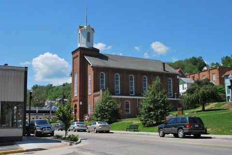 Mother's Day Was Invented At This Old, Regal Church In West Virginia From The 1800s