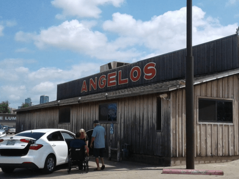 The Plates Are Piled High With Brisket And Pork Ribs At The Delicious Angelo's Bar-B-Que In Texas