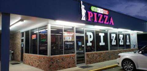 Get A Taste Of The Big Apple Here In Mississippi At New York Pizza