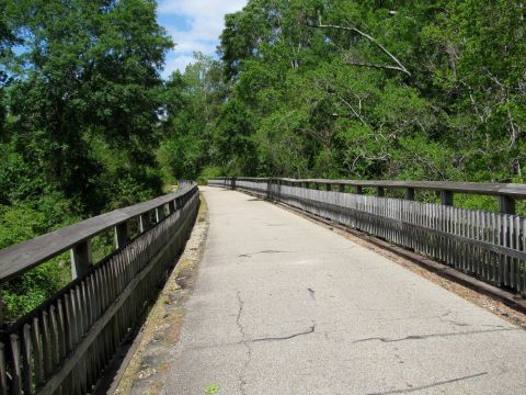 The Tammany Trace Near New Orleans Is The Perfect Paved Trail For The Weekend Warrior