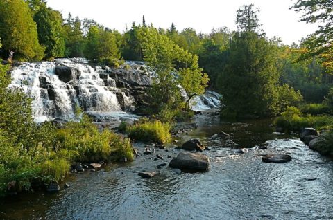 9 Michigan Natural Wonders You Need To Add To Your Outdoor Bucket List