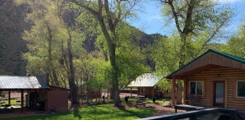 These Quaint Cottages On The Banks Of The Sevier River In Utah Will Make Your Summer Splendid