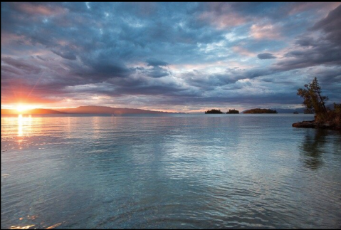 Some Of The Cleanest And Clearest Water Can Be Found At Montana's Flathead Lake