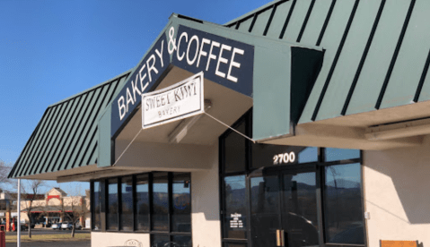 The Treats At The Sweet Kiwi Bakery In Colorado Are Almost Too Pretty To Eat