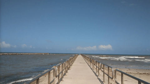 10 Pristine Hidden Beaches Throughout Texas You've Got To Visit This Summer