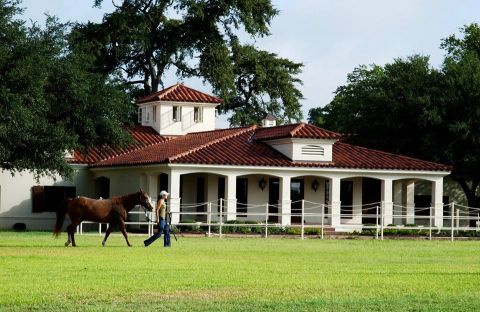 The Inn At Dos Brisas Is A Texas Restaurant So Remote, You’ve Probably Never Heard Of It