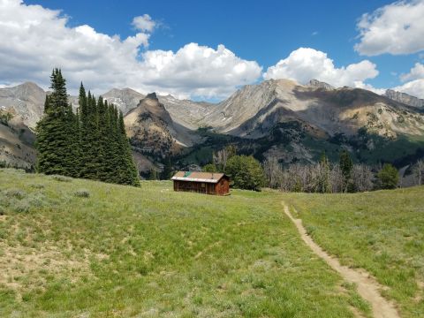 Hike Across Stunning Ridges And Valleys To A 1930s Cabin On The Pioneer Cabin Trail In Idaho