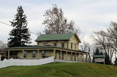 You Might Be Dining With A Ghost At The Grill House, A Haunted Restaurant In Michigan