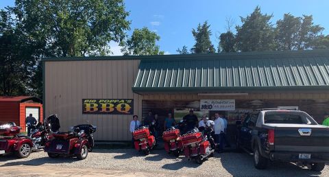 It's Hard To Beat The Smokin' Eats At The Small Town Big Poppa's BBQ In Arkansas